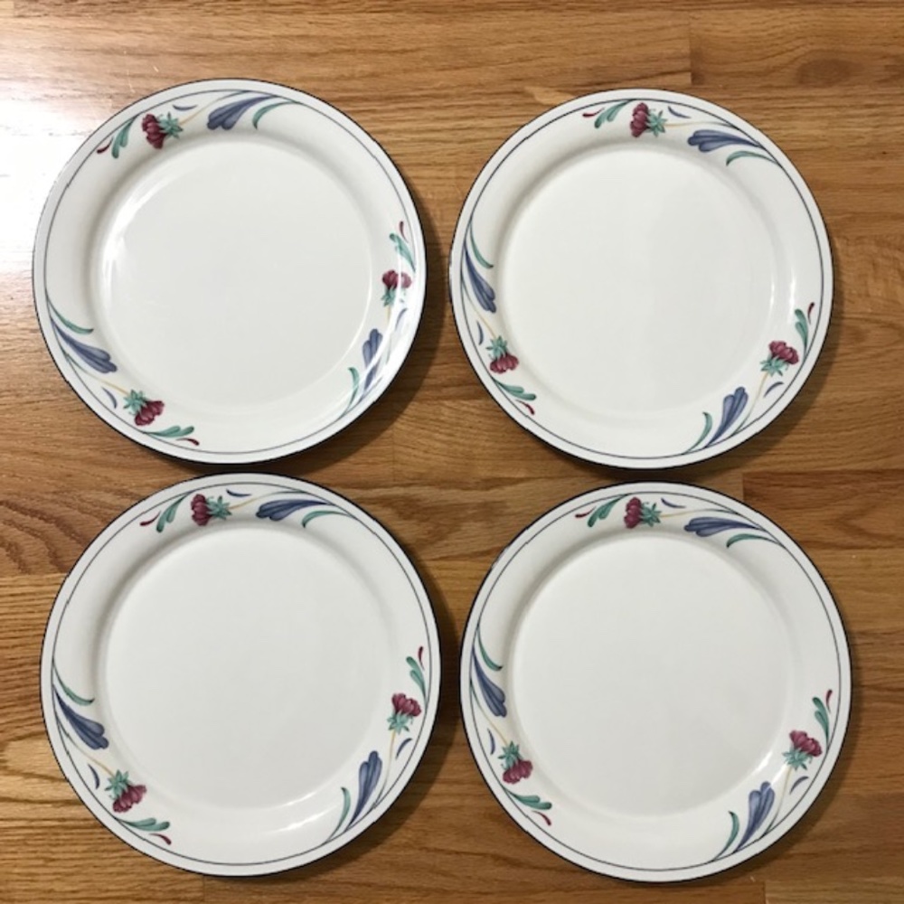 Lenox Set of 4 (four) Dinner Plates Poppies on Blue Chinastone approx 10.5" wide